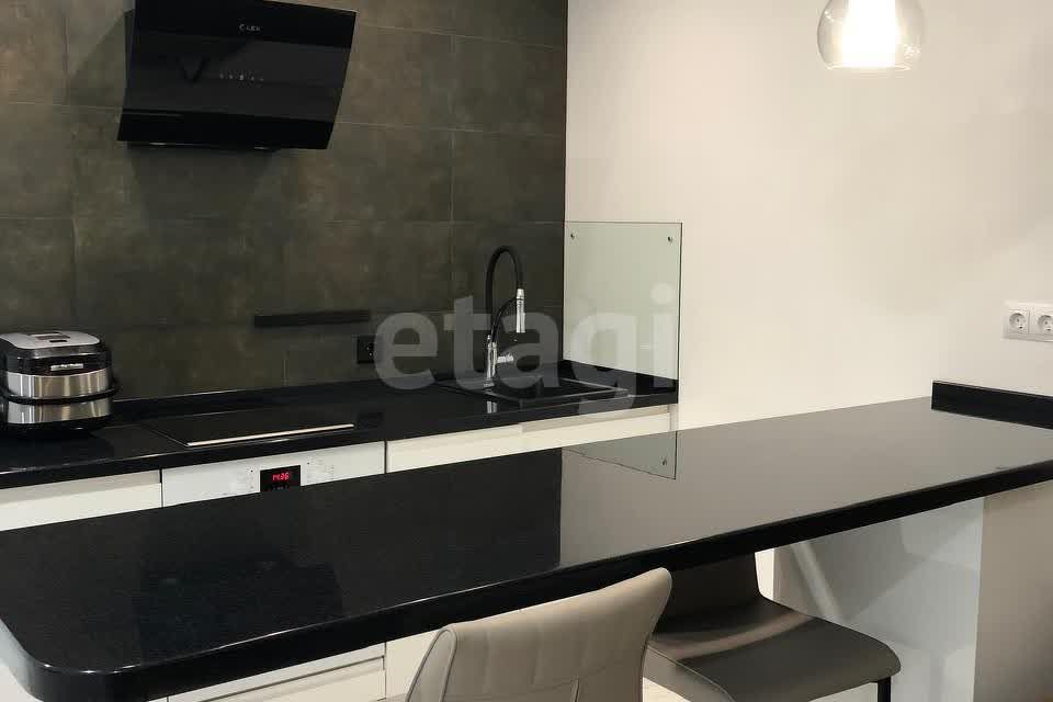 Продаётся 1-комнатная квартира, 50.6 м²