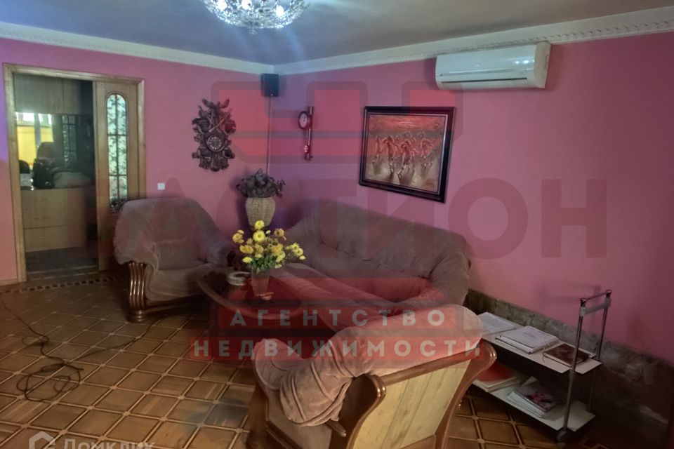 Продаётся 4-комнатная квартира, 99.4 м²