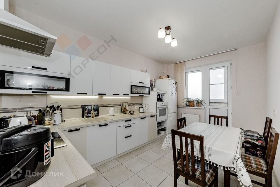 Продаётся 3-комнатная квартира, 96.3 м²
