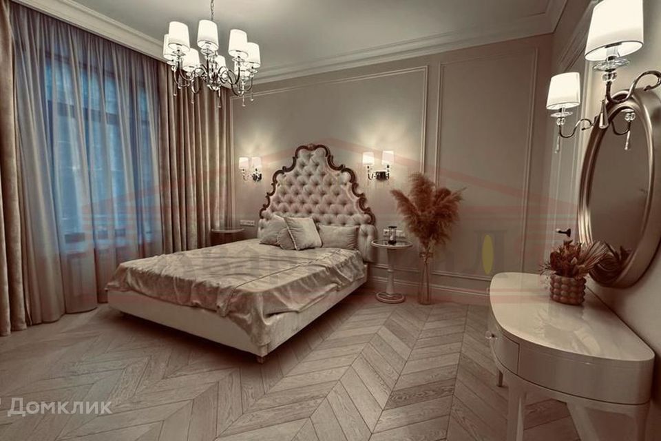 Сдаётся 4-комнатная квартира, 128 м²