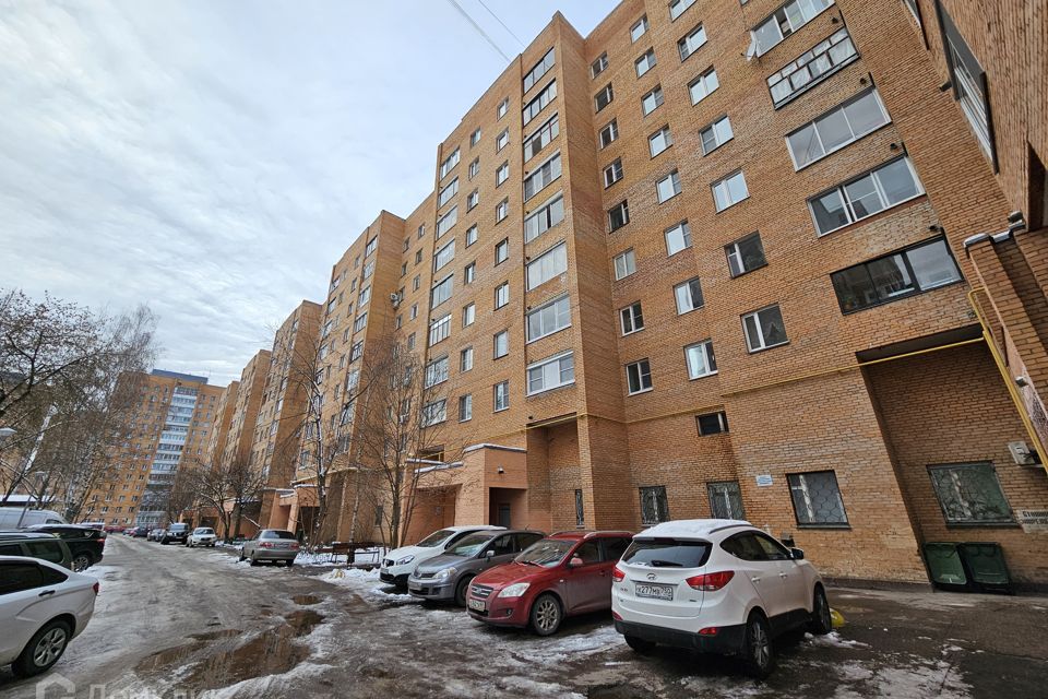 Продаётся 3-комнатная квартира, 61.6 м²