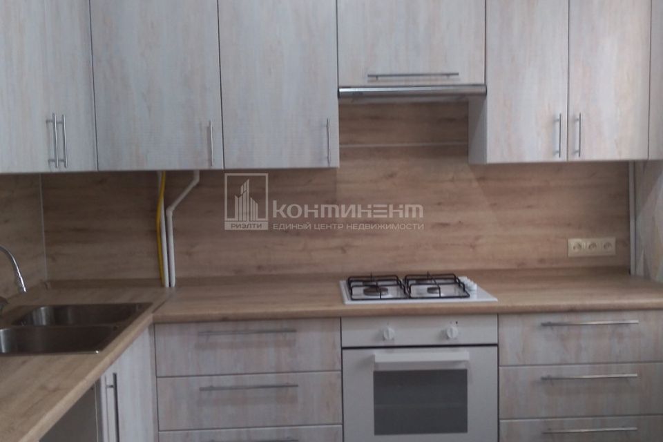 Продаётся 3-комнатная квартира, 56.2 м²