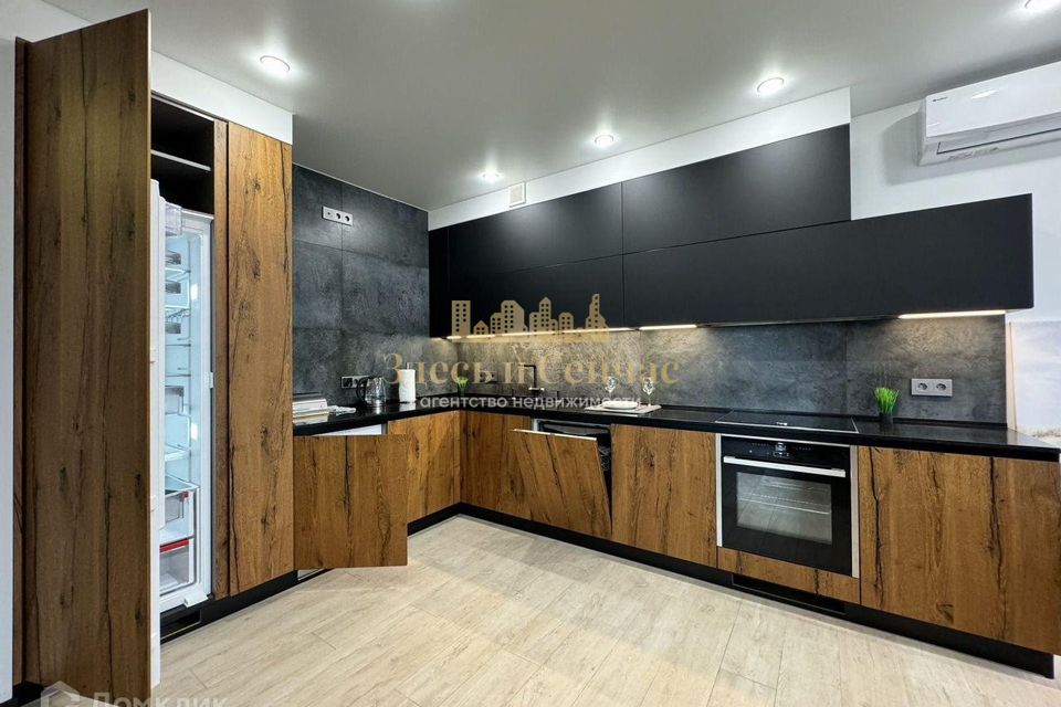 Сдаётся 2-комнатная квартира, 73 м²