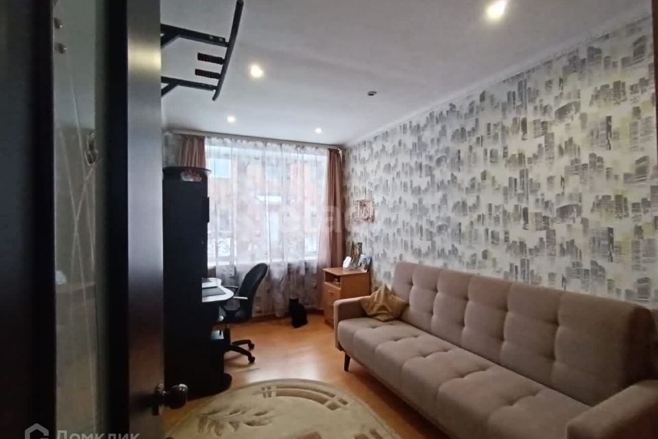 Продаётся 3-комнатная квартира, 58.2 м²