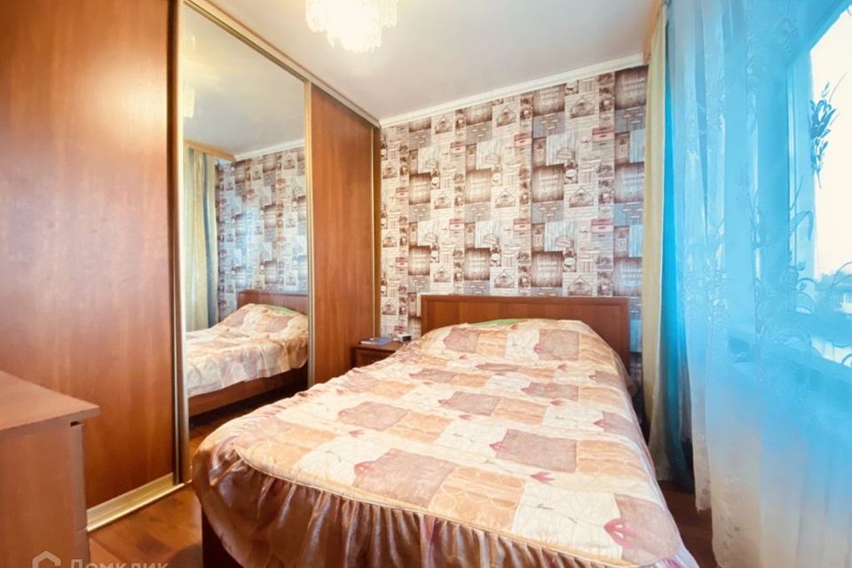 Продаётся 4-комнатная квартира, 57.6 м²