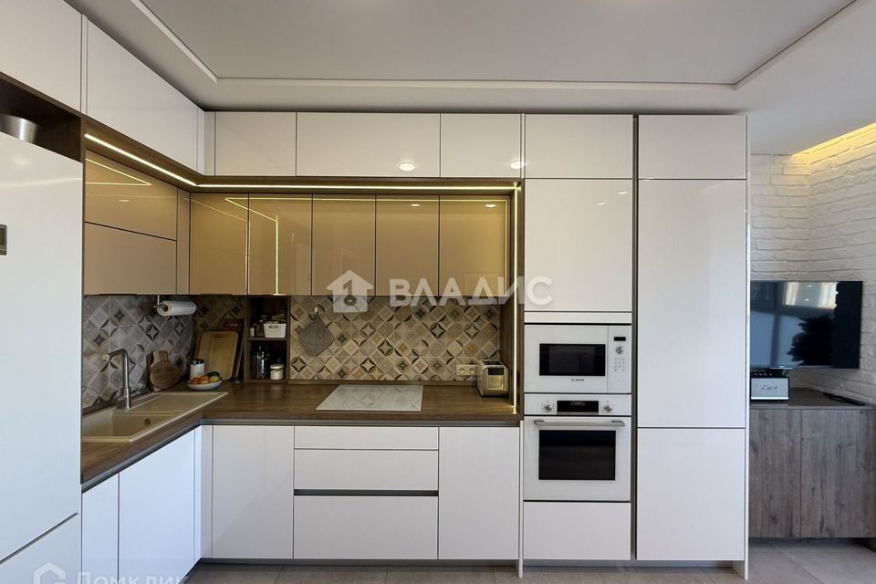 Продаётся 1-комнатная квартира, 48.3 м²