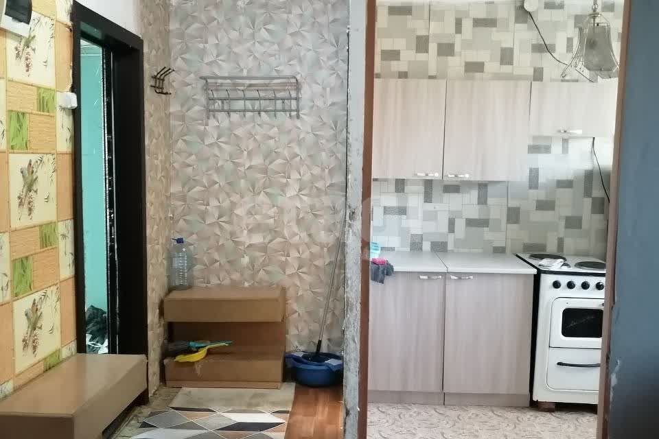 Продаётся комната в 2-комн. квартире, 21 м²
