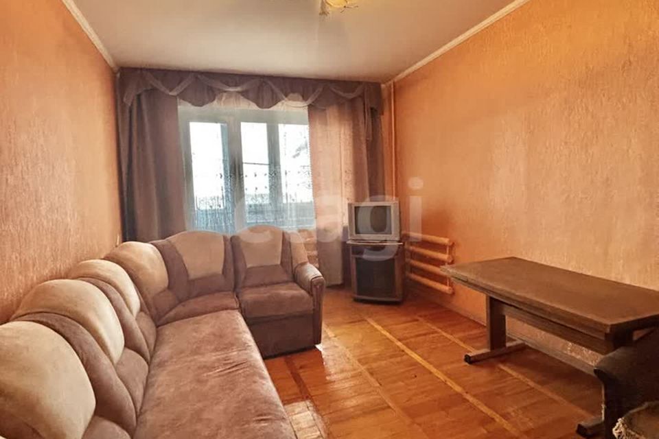 Продаётся 3-комнатная квартира, 59.5 м²