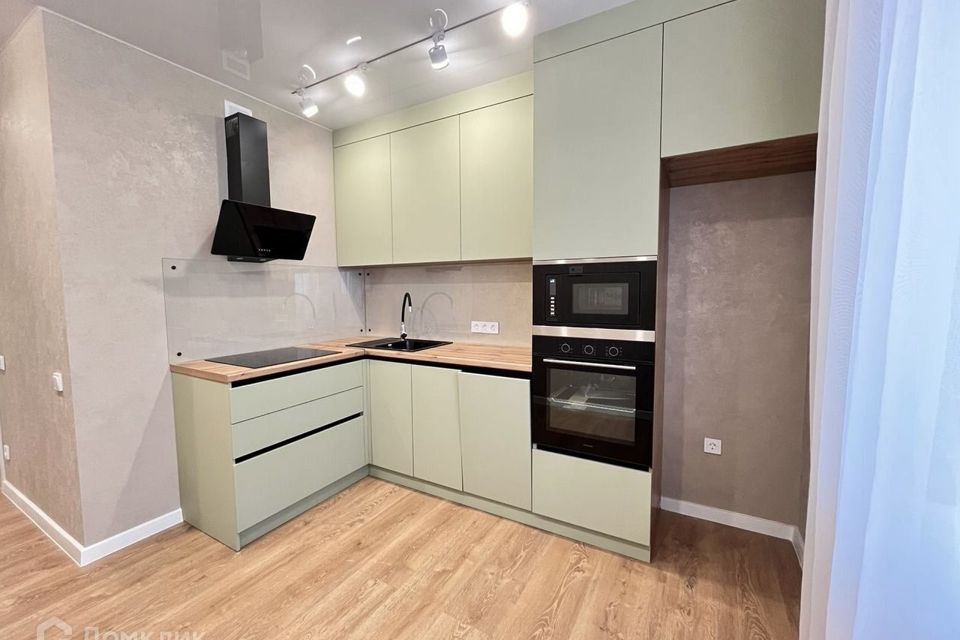 Продаётся 2-комнатная квартира, 61.5 м²