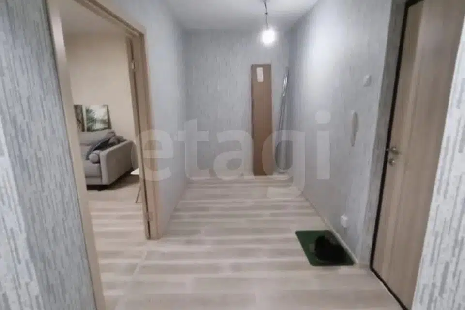 Продаётся 1-комнатная квартира, 42 м²
