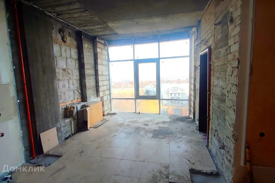 Продаётся 5-комнатная квартира, 193.8 м²