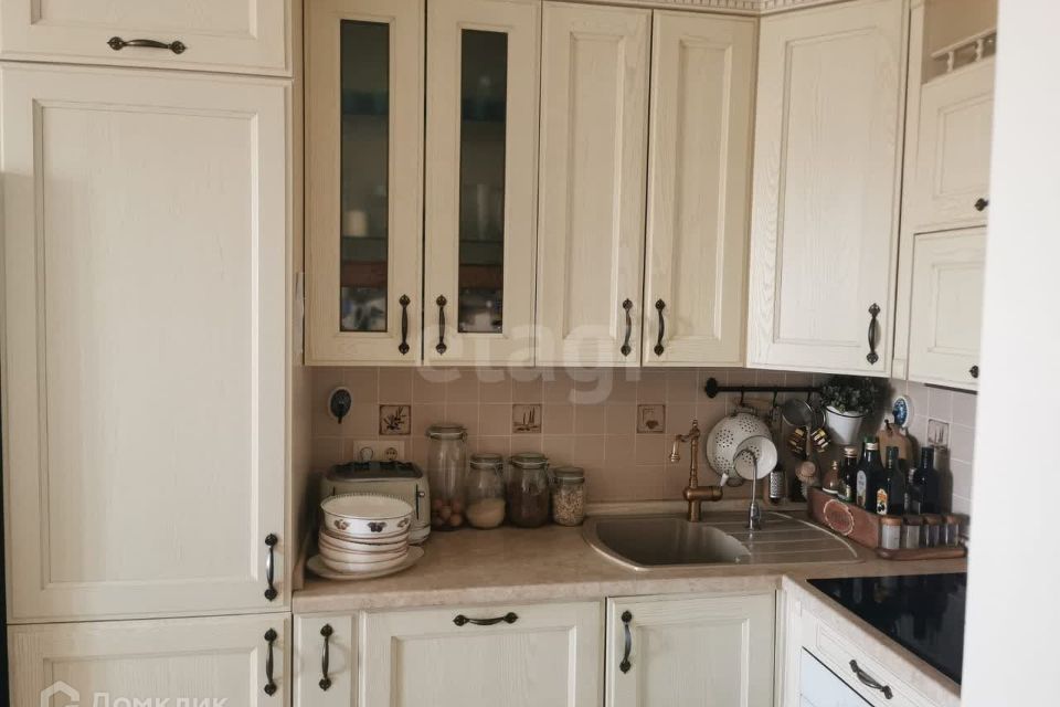 Продаётся 2-комнатная квартира, 57 м²