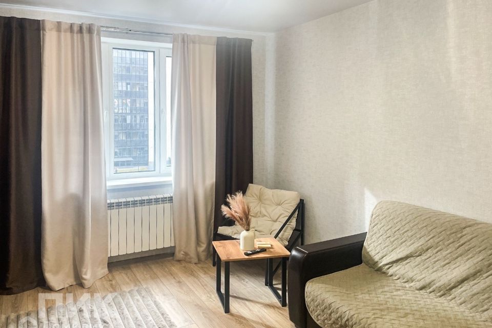 Сдаётся 1-комнатная квартира, 38 м²