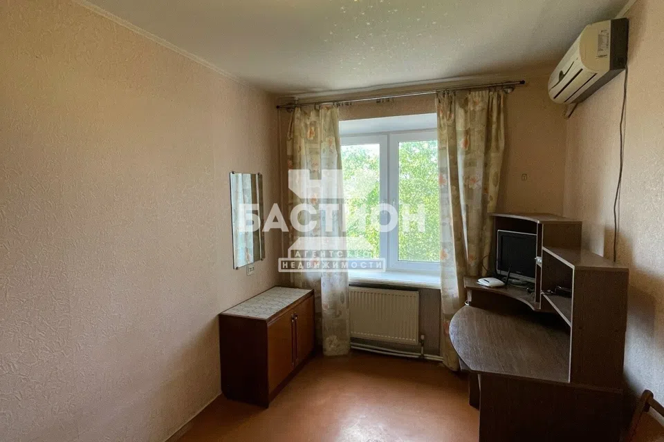 Продаётся 3-комнатная квартира, 59.5 м²