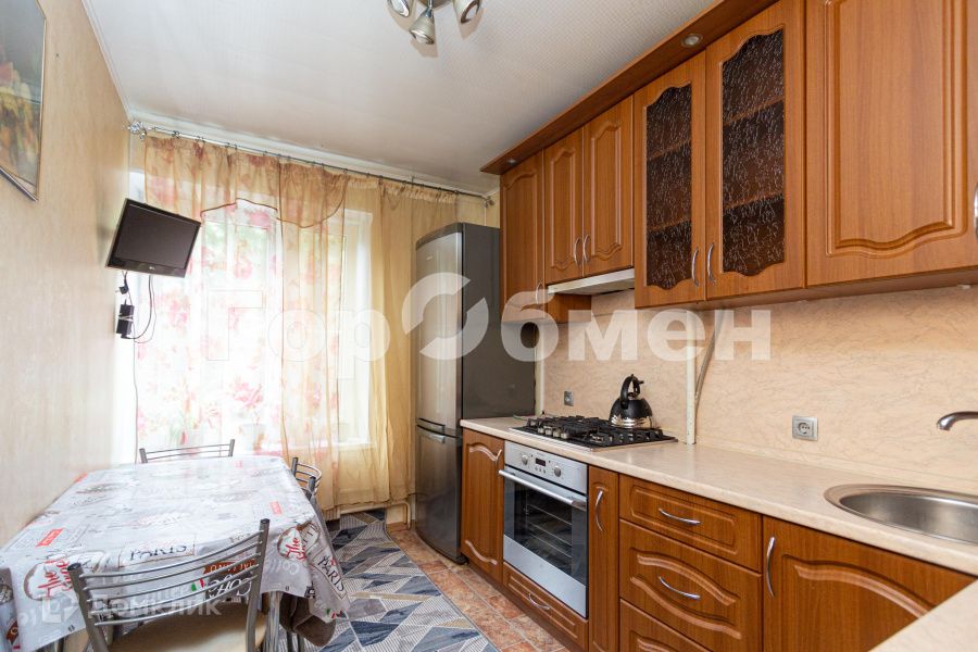 Продаётся 3-комнатная квартира, 60.7 м²