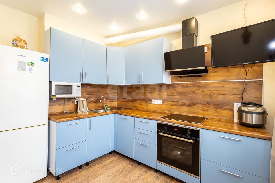 Продаётся 2-комнатная квартира, 62 м²