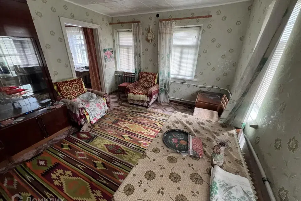 Сдаётся 1-этажный дом, 60 м²