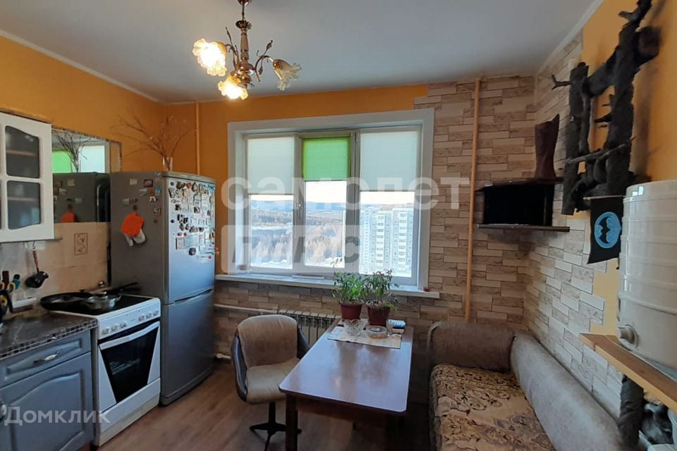 Продаётся 3-комнатная квартира, 71.3 м²