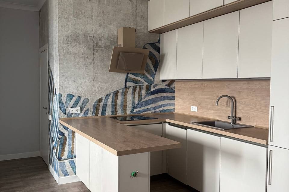 Сдаётся 3-комнатная квартира, 77 м²