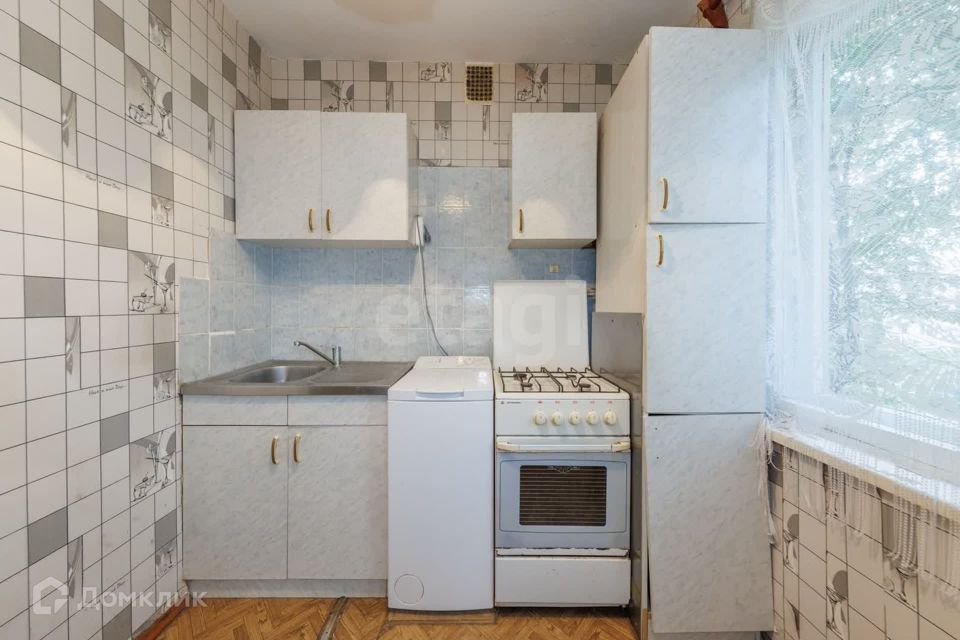 Продаётся 3-комнатная квартира, 59.3 м²