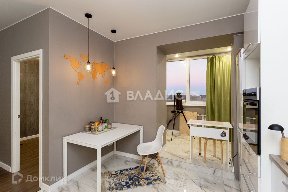 Продаётся 1-комнатная квартира, 43.3 м²