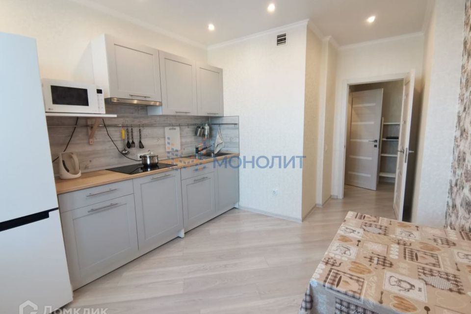 Продаётся 1-комнатная квартира, 43 м²