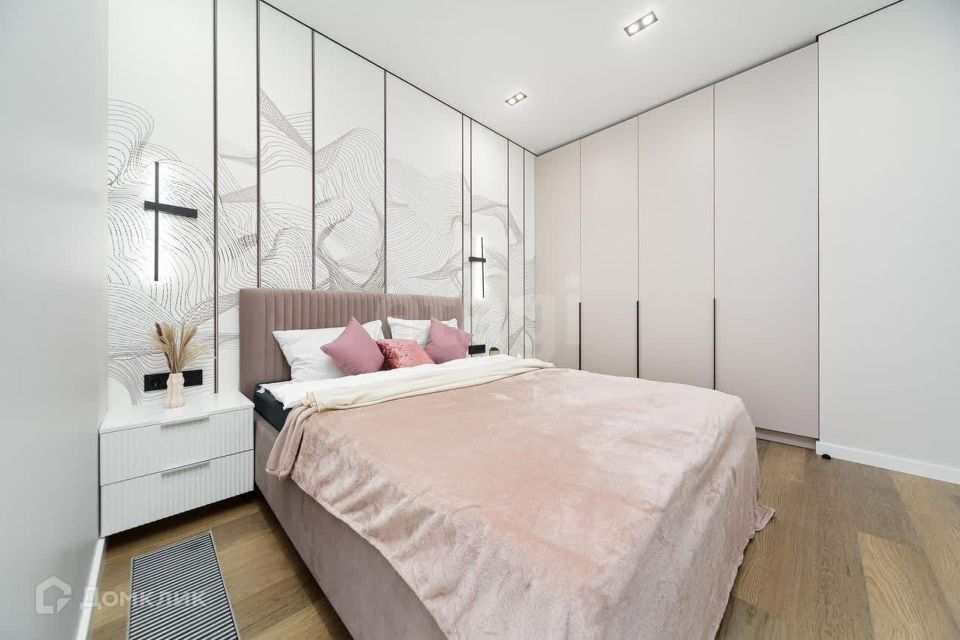 Продаётся 1-комнатная квартира, 42.2 м²