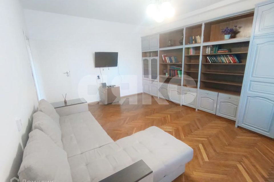 Продаётся 2-комнатная квартира, 60 м²