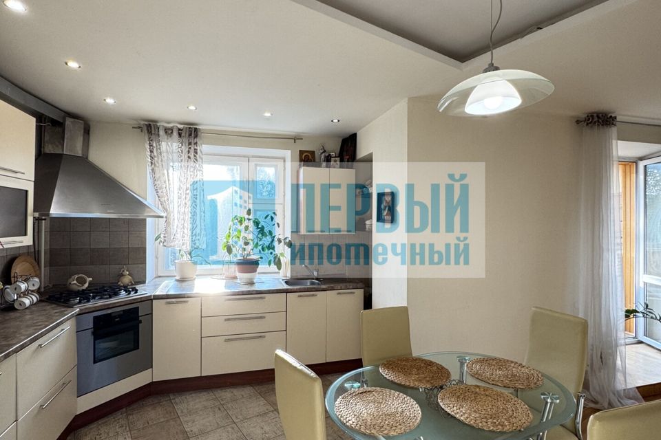 Продаётся 3-комнатная квартира, 85 м²
