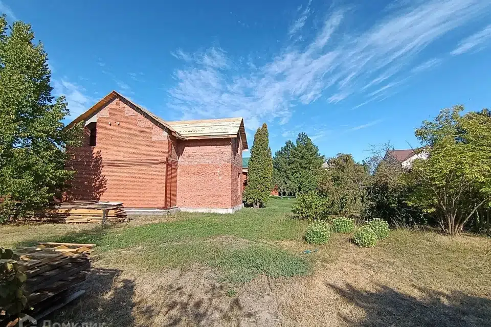 Продаётся 3-этажный дом, 131 м²