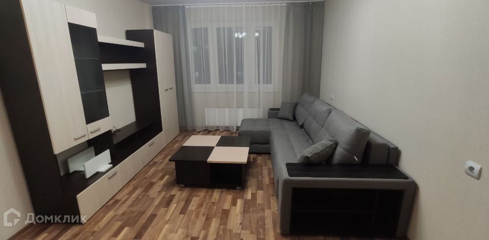 Сдаётся 2-комнатная квартира, 70 м²