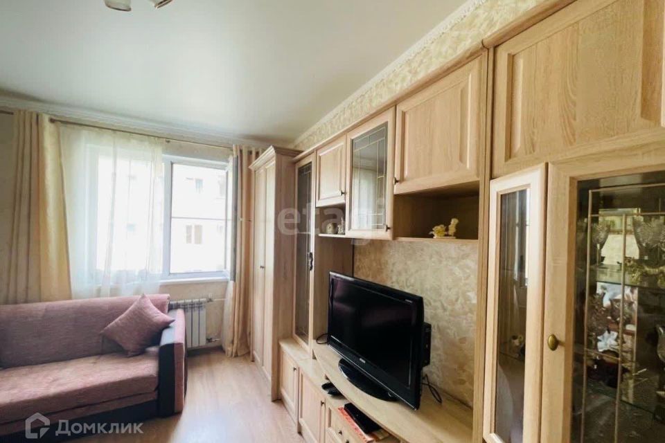 Продаётся 1-комнатная квартира, 38 м²