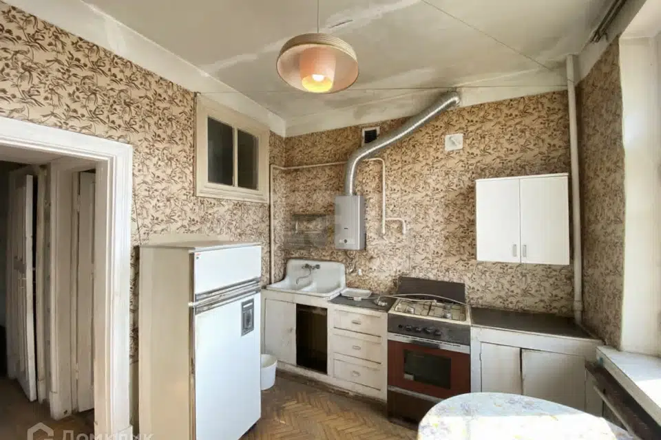 Продаётся 2-комнатная квартира, 56.7 м²