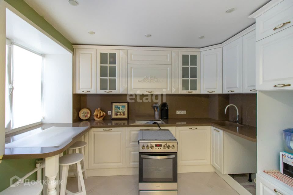 Продаётся 3-комнатная квартира, 66.7 м²
