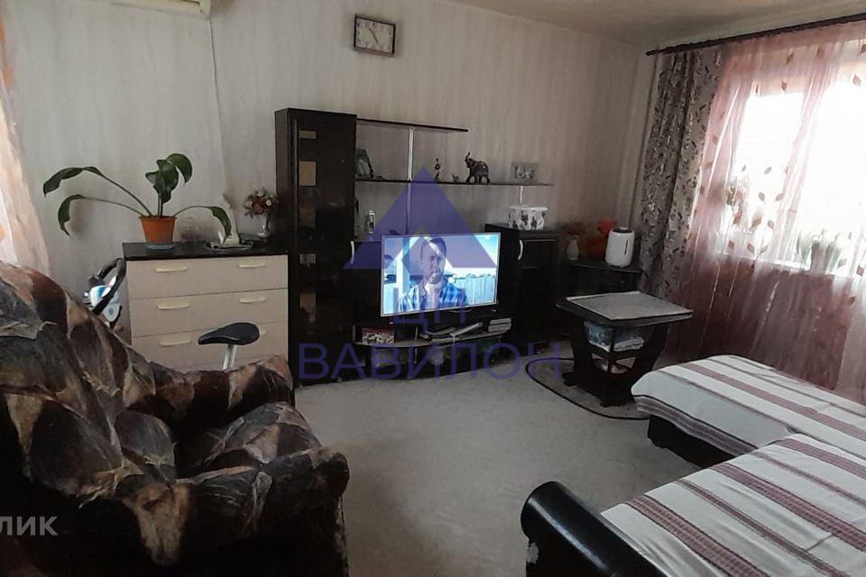 Продаётся 4-комнатная квартира, 79.4 м²