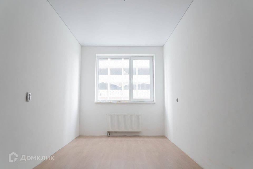 Продаётся 1-комнатная квартира, 38 м²
