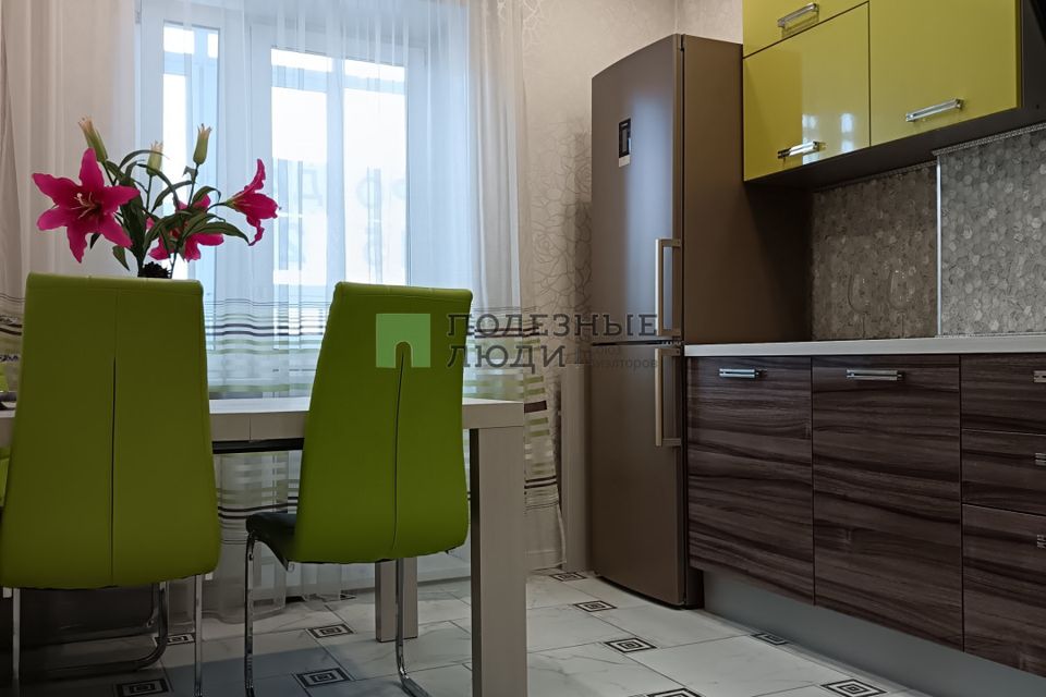 Продаётся 3-комнатная квартира, 92 м²