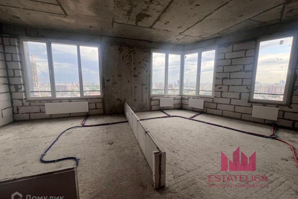 Продаётся 1-комнатная квартира, 43 м²