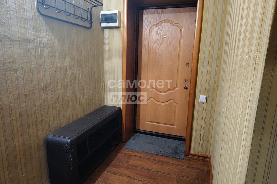Продаётся 1-комнатная квартира, 38 м²