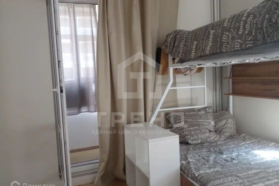 Продаётся 1-комнатная квартира, 37 м²