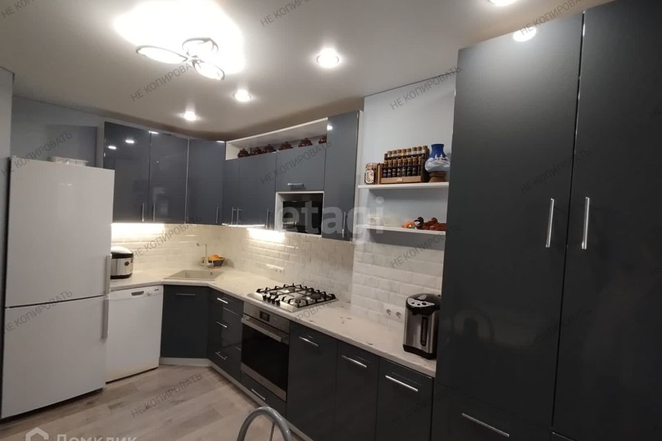 Продаётся 3-комнатная квартира, 69.4 м²