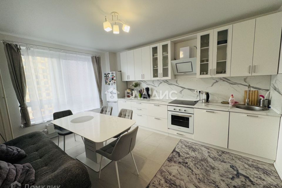 Продаётся 3-комнатная квартира, 96.2 м²