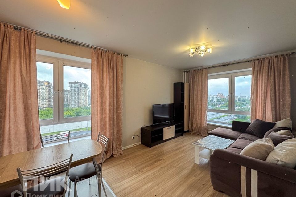 Сдаётся 2-комнатная квартира, 57.4 м²