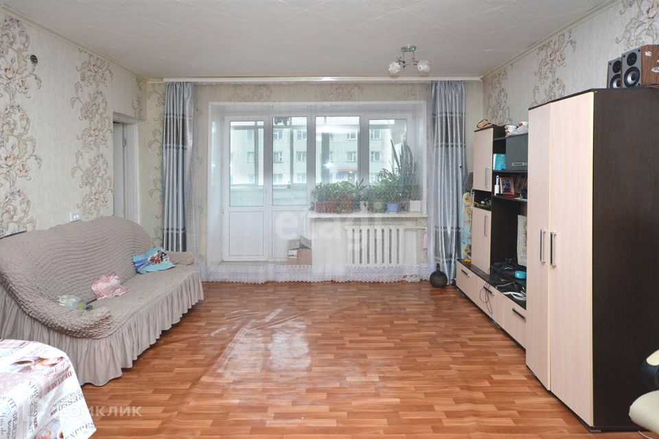 Продаётся 4-комнатная квартира, 93 м²
