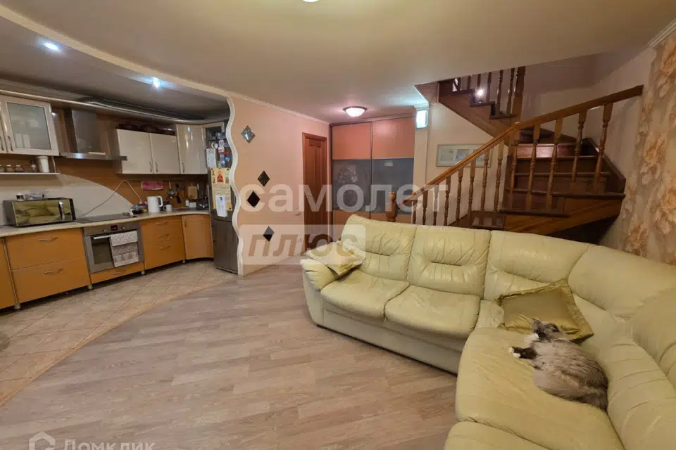 Продаётся 3-комнатная квартира, 96.4 м²