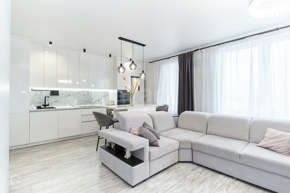Продаётся 2-комнатная квартира, 70.2 м²