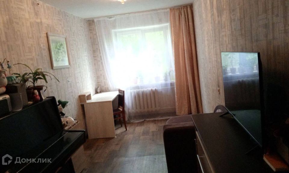 Продаётся 3-комнатная квартира, 58.3 м²