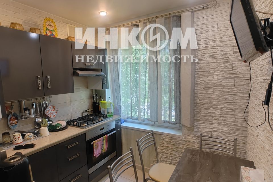 Продаётся 3-комнатная квартира, 55.5 м²