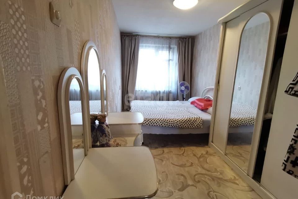 Продаётся 3-комнатная квартира, 58.2 м²
