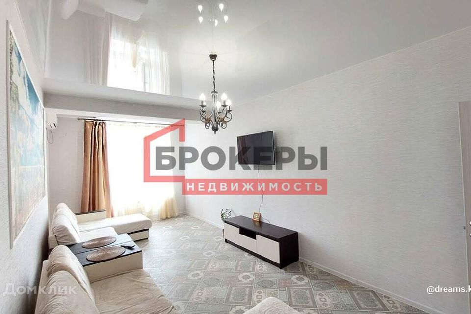 Сдаётся 1-комнатная квартира, 48.7 м²